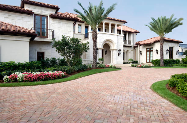 Best Professional Driveway Pavers  in Newstle, CA